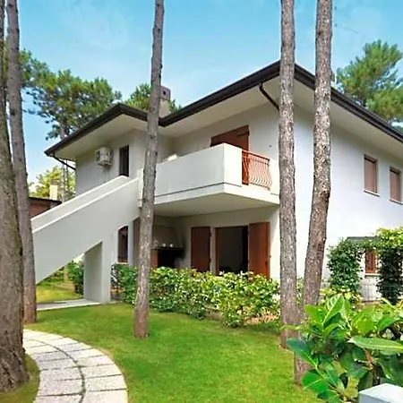 Cozy Flat In A Surrounded By A Garden 3*